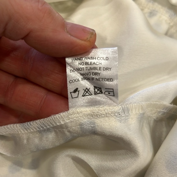 EUC Lovers & Friends blue velvet dotted white georgette fabric shorts romper - Picture 15 of 15